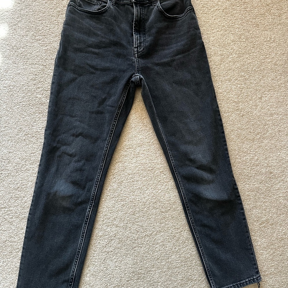 Everlane - The Cheeky Jean